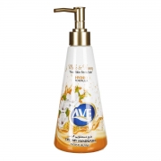 مایع دستشویی کرمی با رایحه شیر و عسل 400 گرمی اوه مایع دستشویی کرمی با رایحه شیر و عسل 400 گرمی اوه