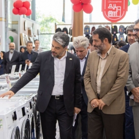 The visit of the Deputy of Urban Services of Tehran Municipality to Shahrvand Bayhaghi store.The development of the sale of household appliances in the chain stores of Shahrvand was unveiled
