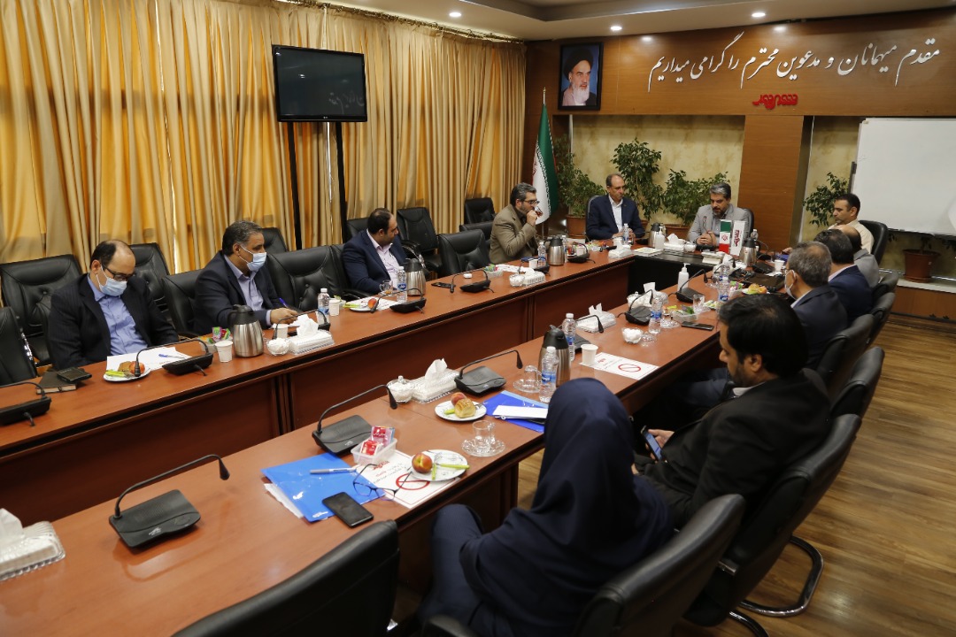 احکام مدیران جدید فروشگاههای تماس، آلاحمد، بوستان، نبوت و شهرری ابلاغ شد احکام مدیران جدید فروشگاههای تماس، آلاحمد، بوستان، نبوت و شهرری ابلاغ شد