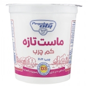 ماست کم چرب غنی شده با ویتامین دی سه 900 گرمی پگاه ماست کم چرب غنی شده با ویتامین دی سه 900 گرمی پگاه